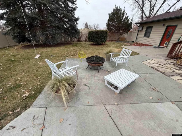 $369,000 | 409 11th Avenue North, Greybull, WY 82426