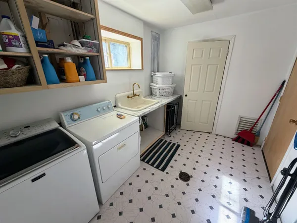 $369,000 | 409 11th Avenue North, Greybull, WY 82426