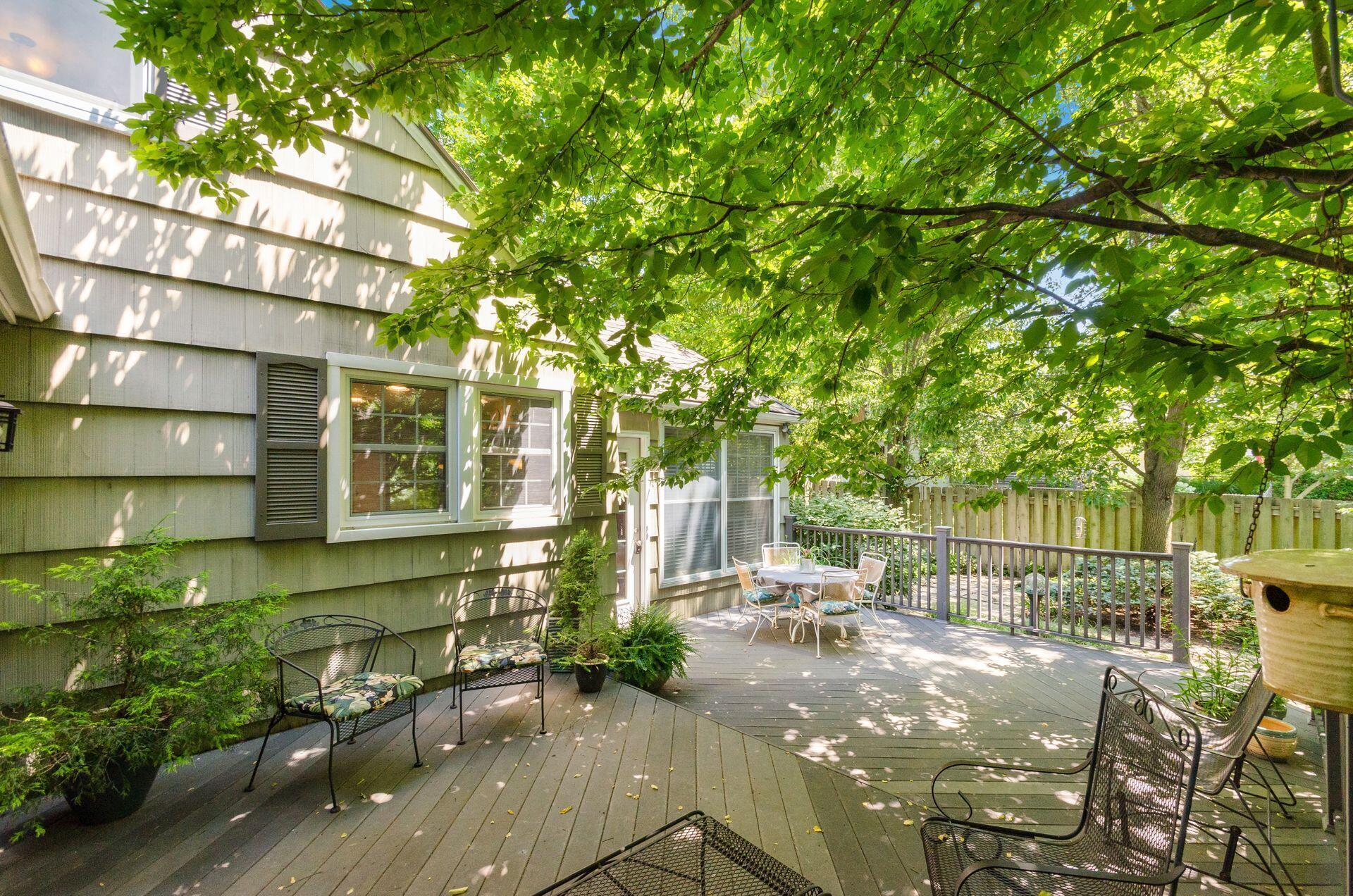 453 Fallis Road Columbus, OH 43214 - Photo 38 of 44 Deck