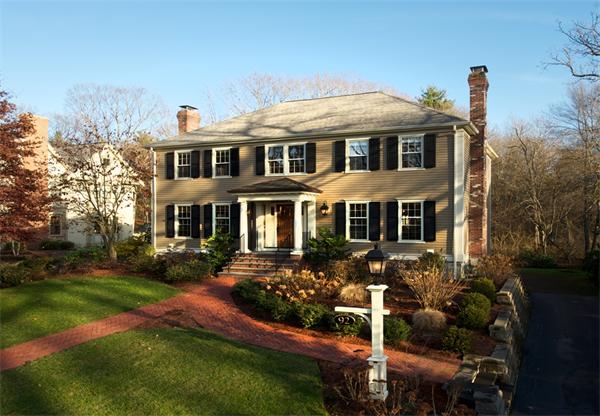 92 Livingston Road Wellesley, MA 02482 - Photo 1 of 19