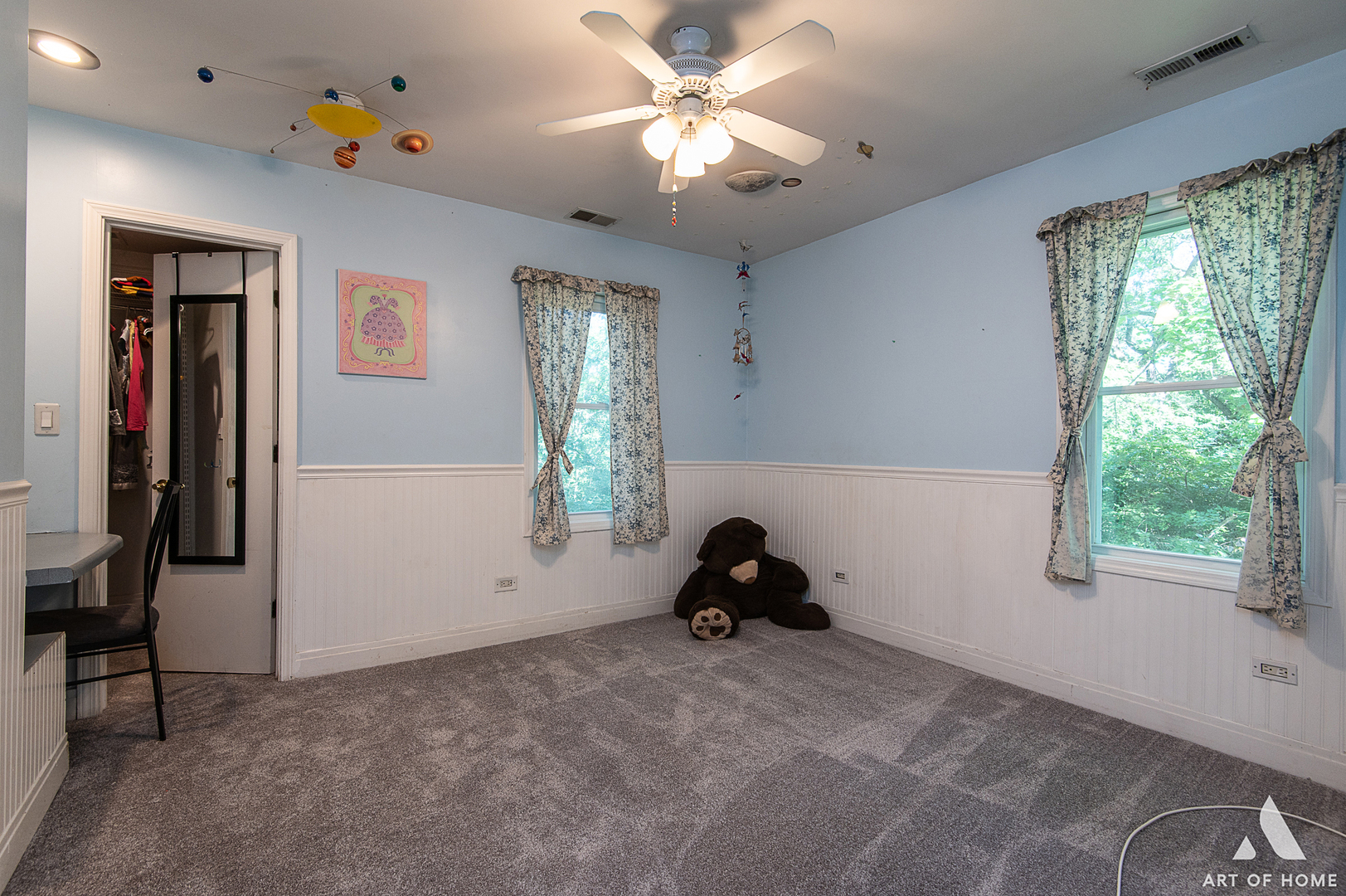 8813 Wolf Road Burr Ridge, IL 60527 - Photo 18 of 34 a view of a livingroom with a window and furniture