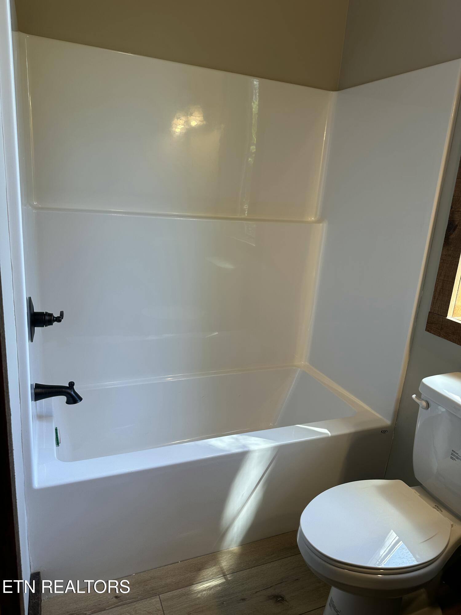970 Douglas Dam Road Kodak, TN 37764 - Photo 32 of 49 Bathroom 2