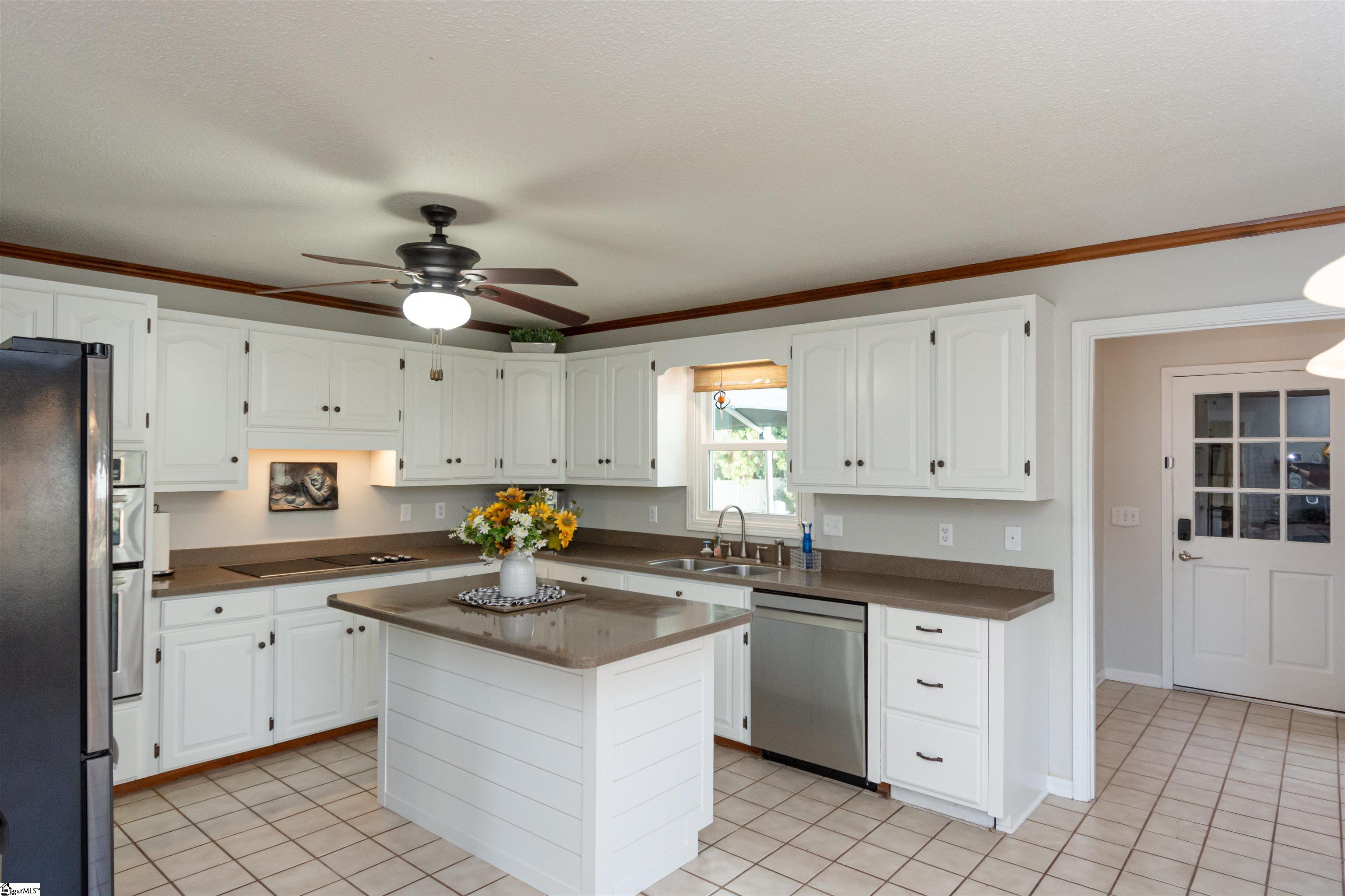 102 Yorkshire Drive Anderson, SC 29625 - Photo 22 of 45