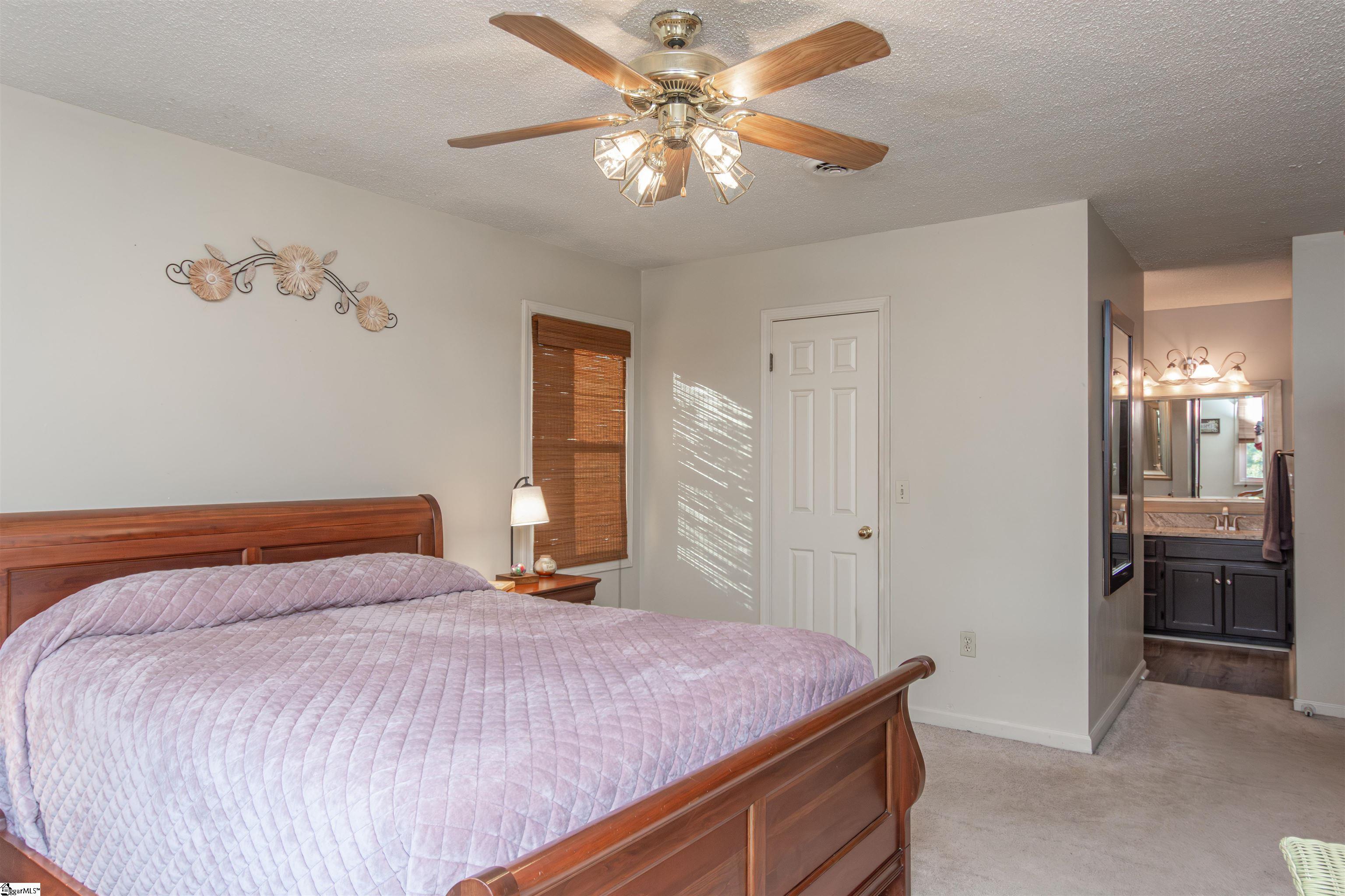 102 Yorkshire Drive Anderson, SC 29625 - Photo 25 of 36