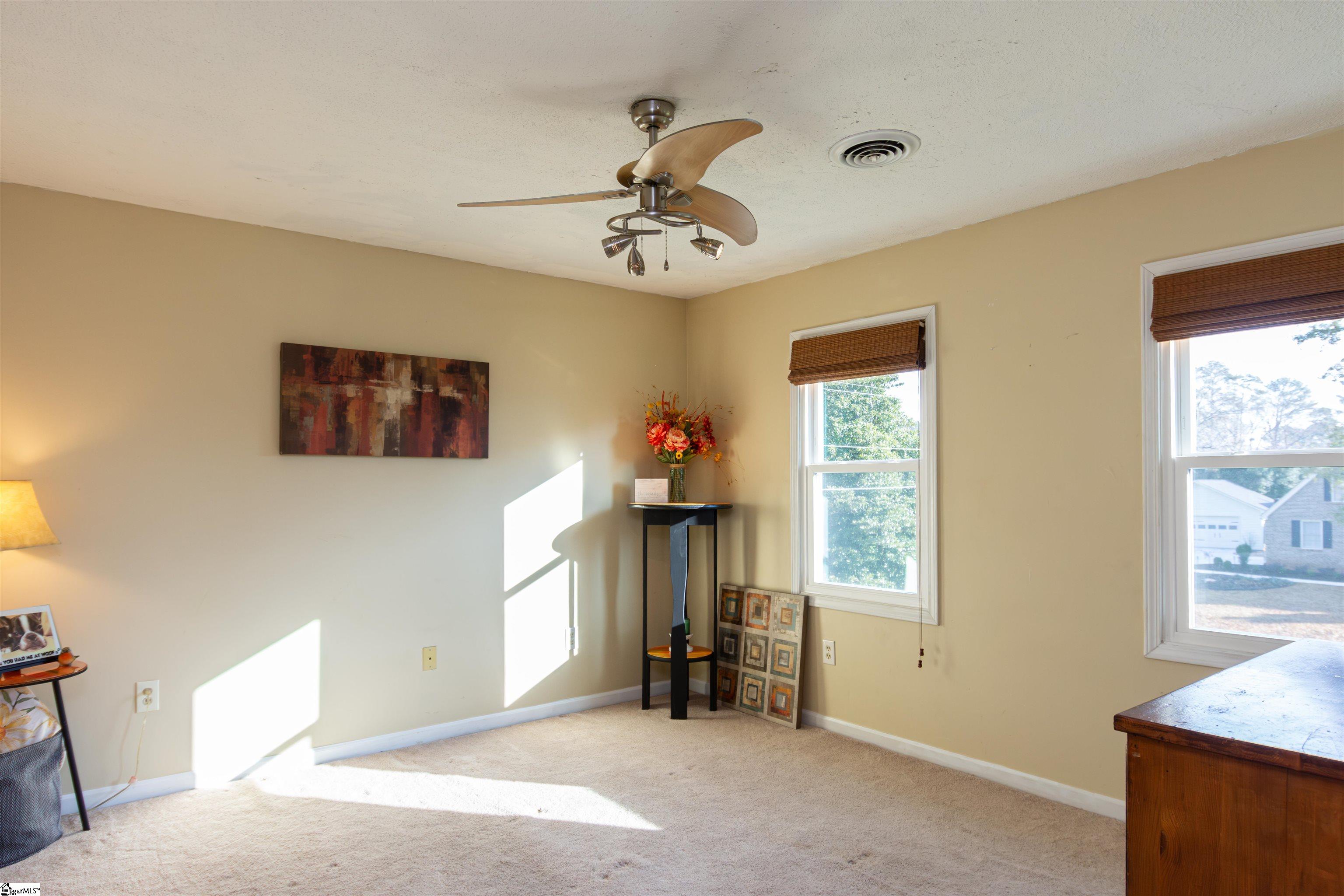 102 Yorkshire Drive Anderson, SC 29625 - Photo 32 of 36