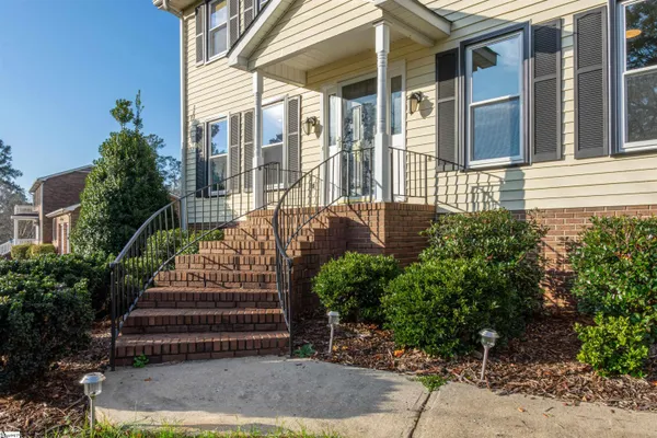 $387,400 | 102 Yorkshire Drive, Anderson, SC 29625