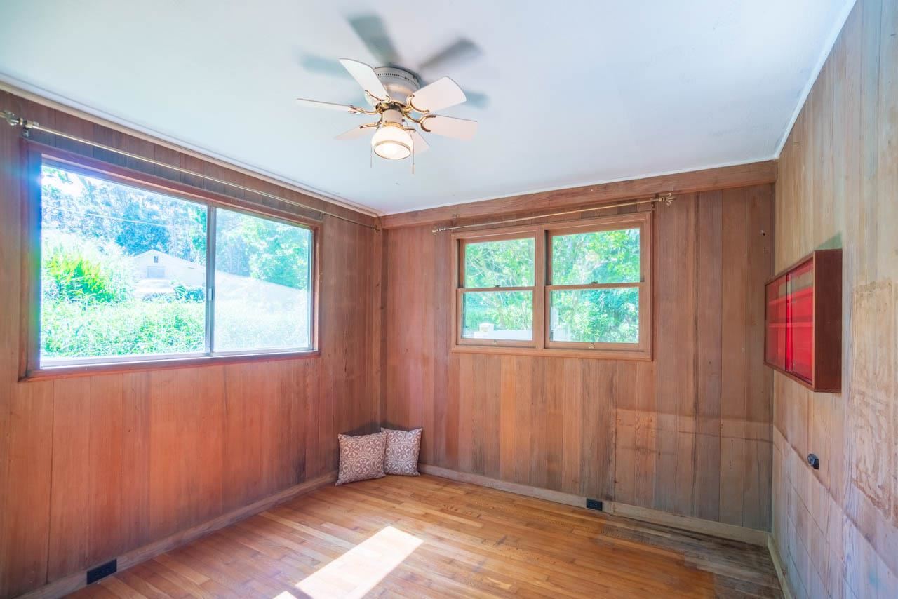 373 Ulumalu Road Haiku, HI 96708 - Photo 13 of 30 a view of an empty room with a window