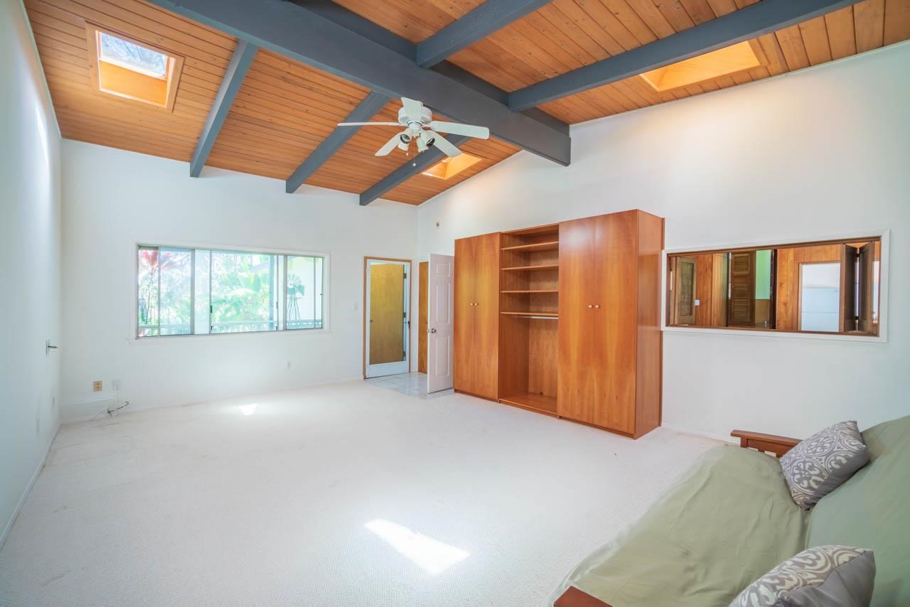 373 Ulumalu Road Haiku, HI 96708 - Photo 22 of 30 a view of livingroom with furniture