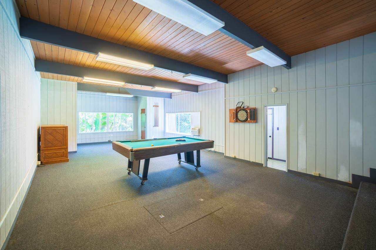 373 Ulumalu Road Haiku, HI 96708 - Photo 23 of 30 a room with furniture and table