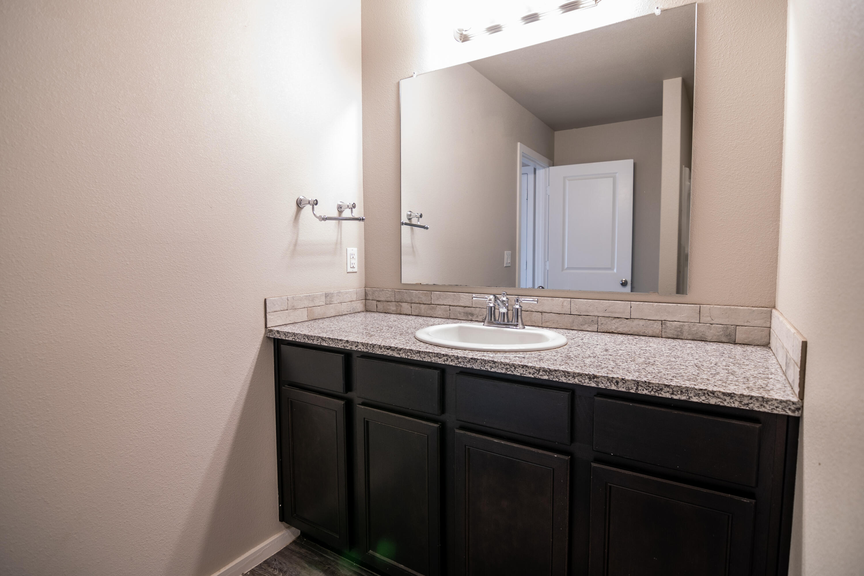 1626 133rd Street, Unit B Lubbock, TX 79423 - Photo 20 of 23 1626-15