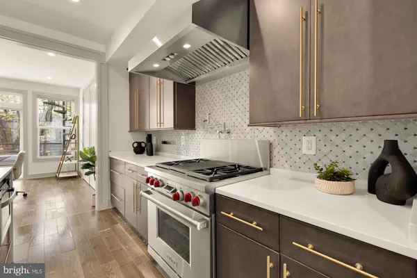 $795,000 | 641 M Street Northeast, Unit 1, Washington, DC 20002