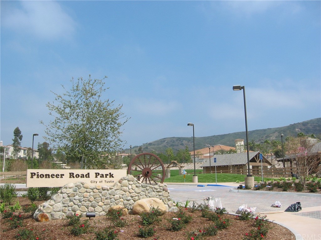 10381 Prather Lane Tustin, CA 92782 - Photo 32 of 42