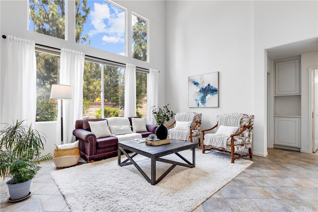 10381 Prather Lane Tustin, CA 92782 - Photo 5 of 42