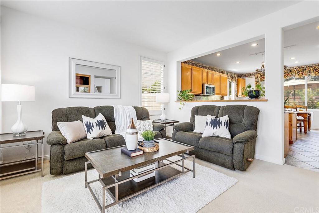 10381 Prather Lane Tustin, CA 92782 - Photo 9 of 42