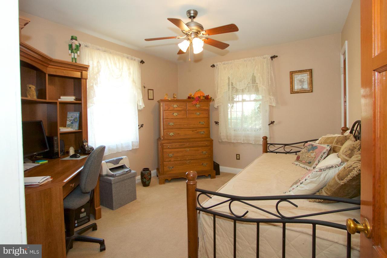 3334 Garnet Road Baltimore, MD 21234 - Photo 15 of 30 Bedroom