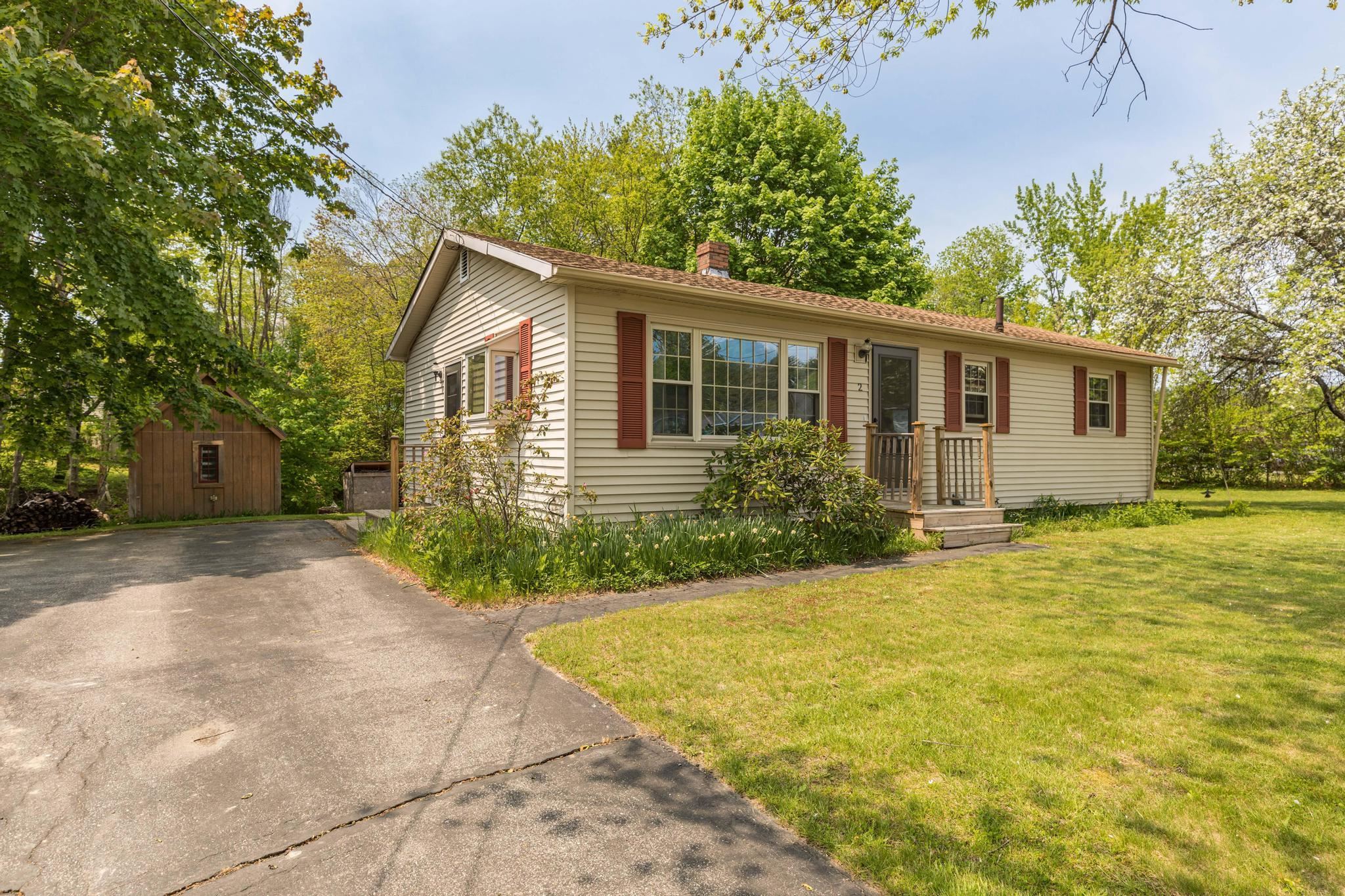 2 Hemlock Circle Dover, NH 03820 - Photo 1 of 28 Gallery Image 1