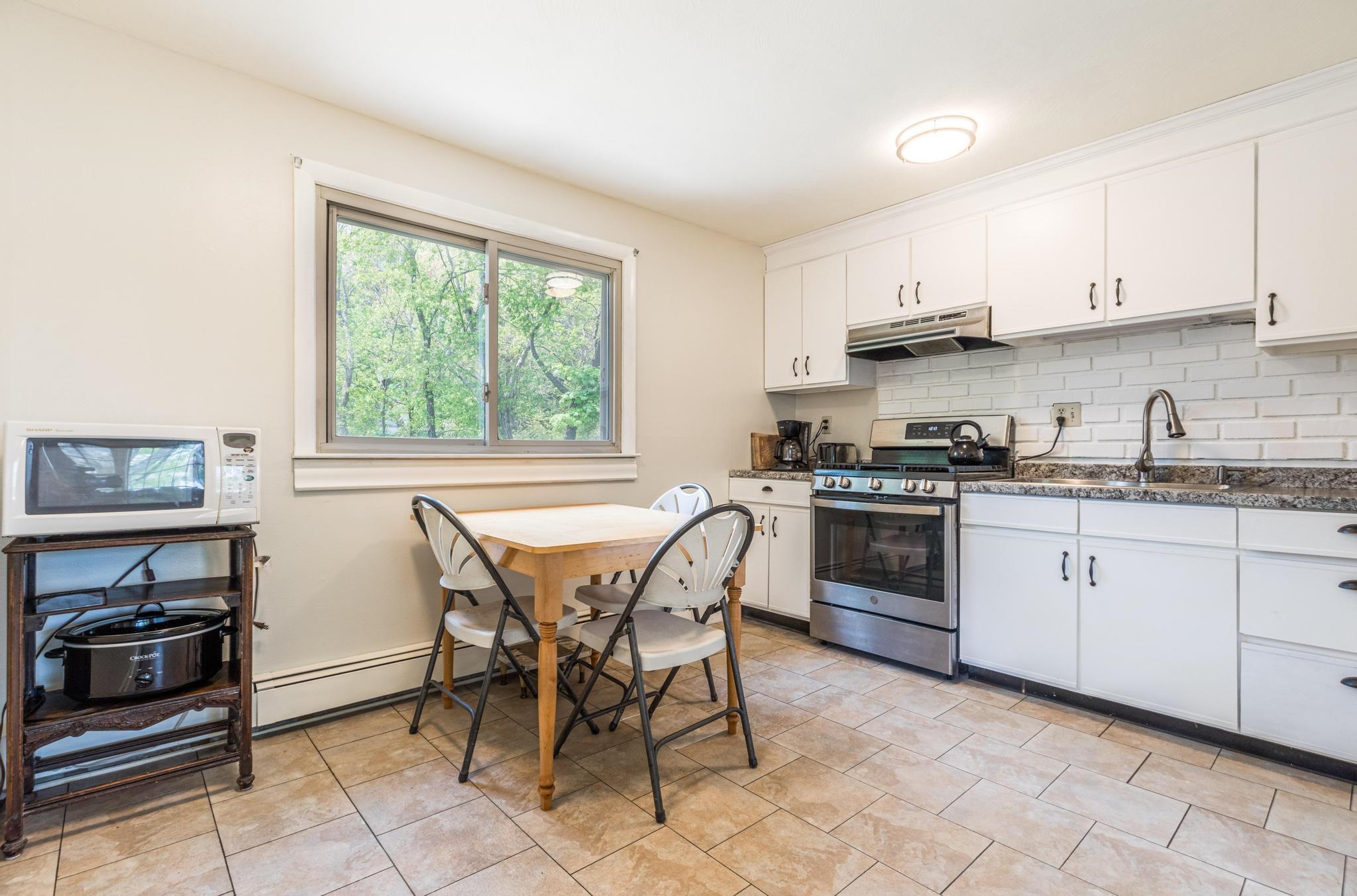 2 Hemlock Circle Dover, NH 03820 - Photo 14 of 28 Gallery Image 14