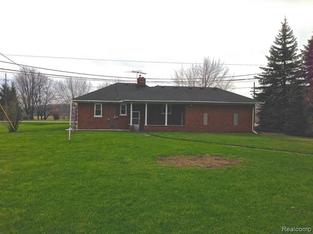 7496 Shea Road Marine City, MI 48039 - Photo 2 of 16 2.JPG