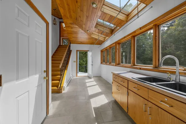 $1,699,000 | 409 Currier Road, East Falmouth, MA 02536