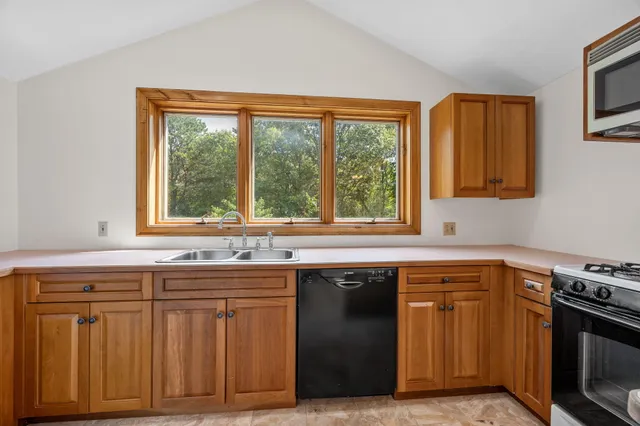 $1,699,000 | 409 Currier Road, East Falmouth, MA 02536