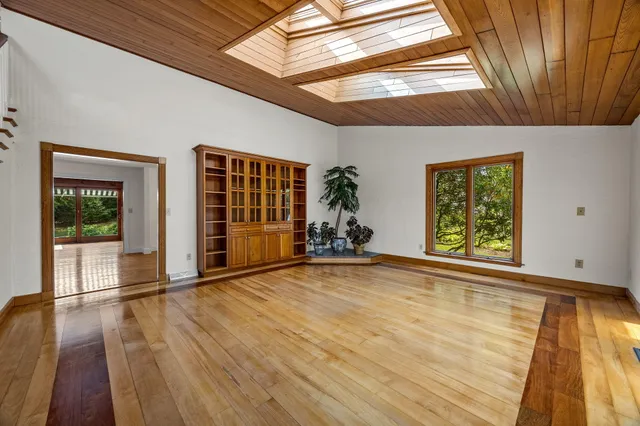 $1,699,000 | 409 Currier Road, East Falmouth, MA 02536