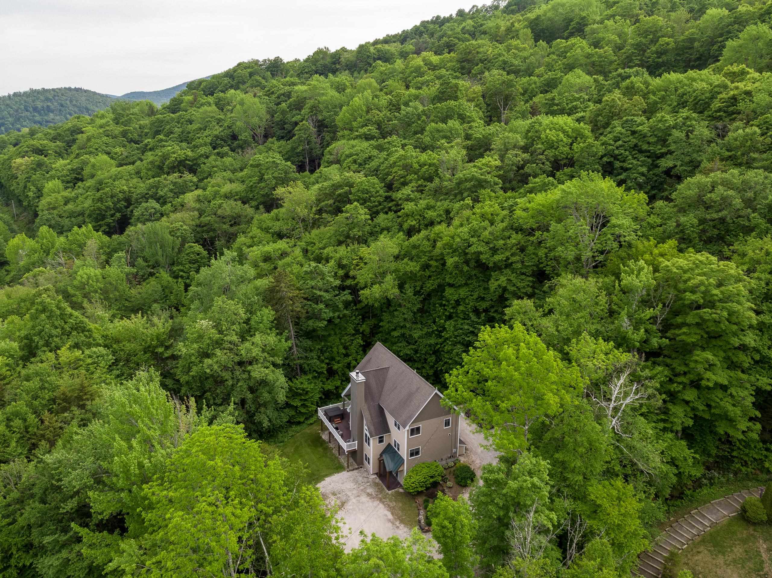 563 Rim Road Killington, VT 05751 - Photo 7 of 59