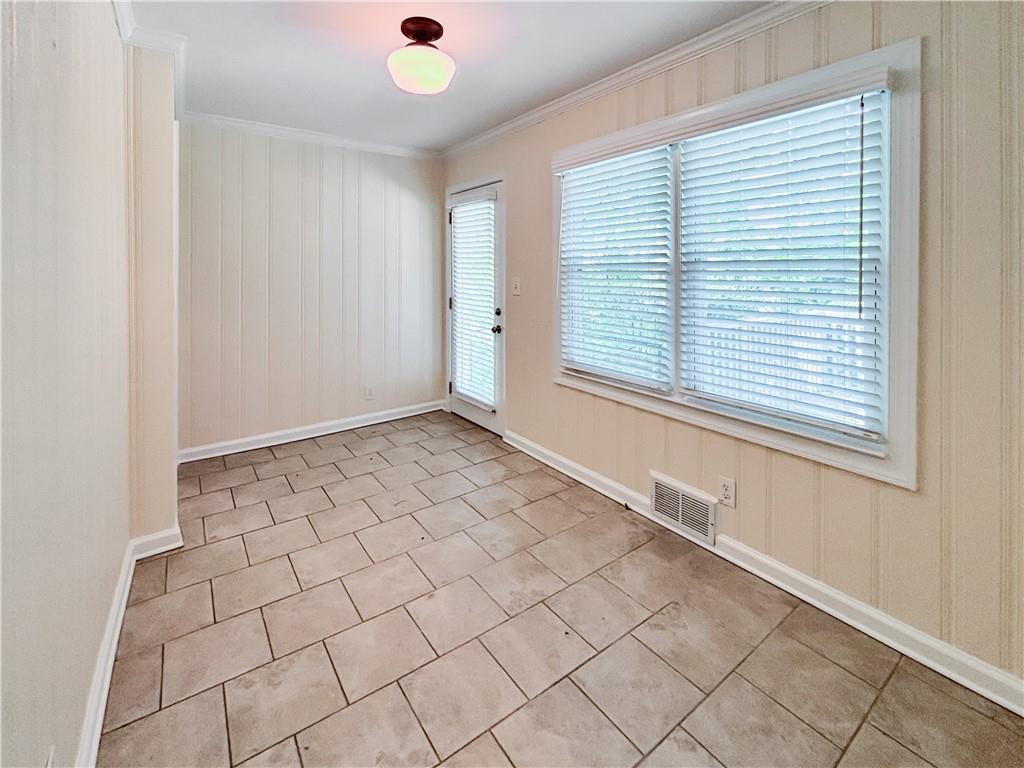 6058 Harleston Road Northeast Atlanta, GA 30328 - Photo 12 of 30