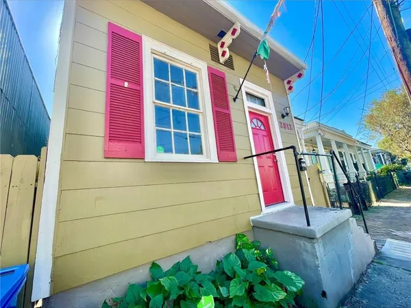 $1,545 | 2812 Chippewa Street, New Orleans, LA 70115