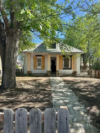 $165,000 | 212 Robertson Avenue, Worland, WY 82401