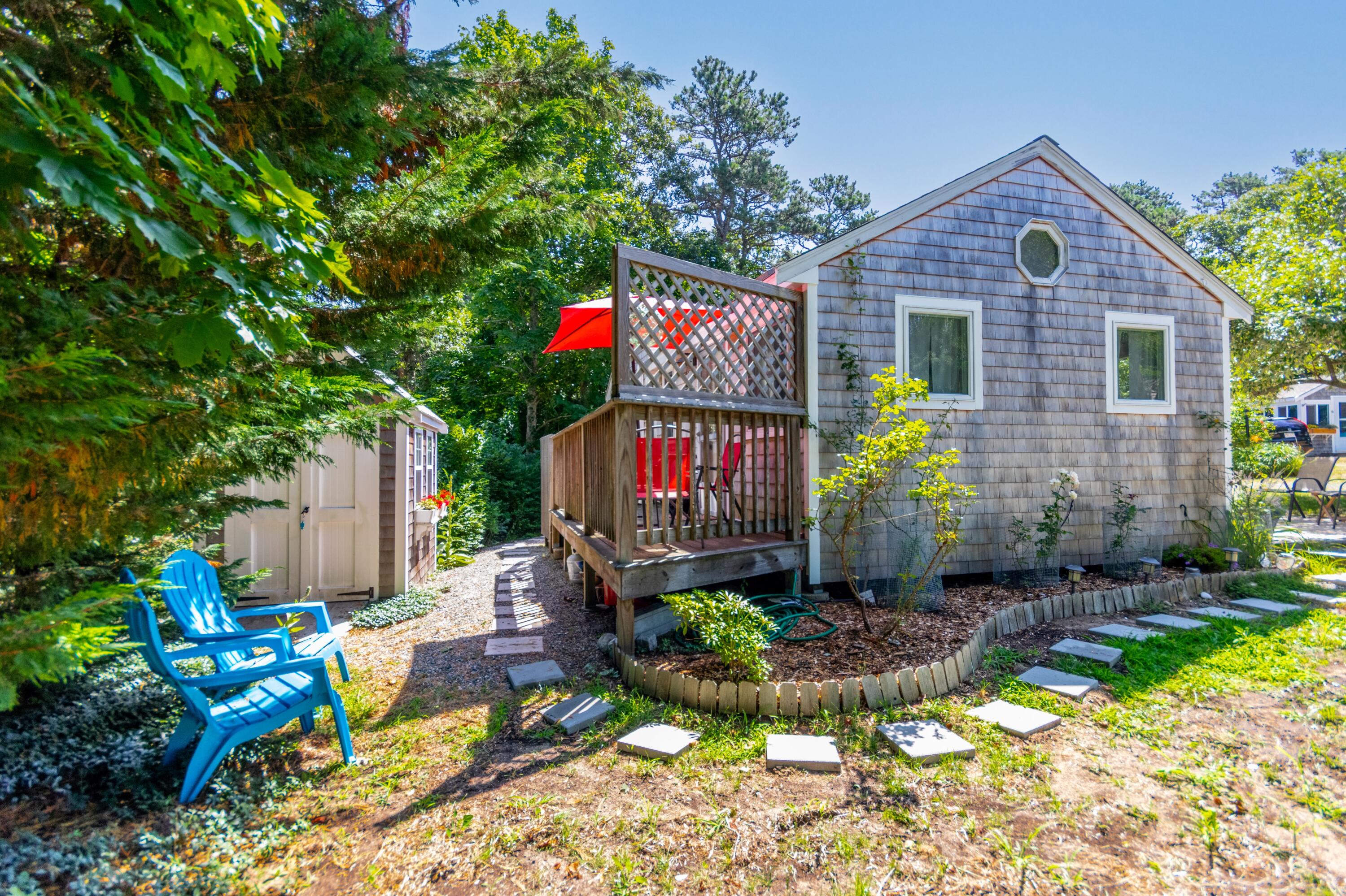 319 South Orleans Road, Unit 2 Orleans, MA 02653 - Photo 24 of 36 Side/back angle