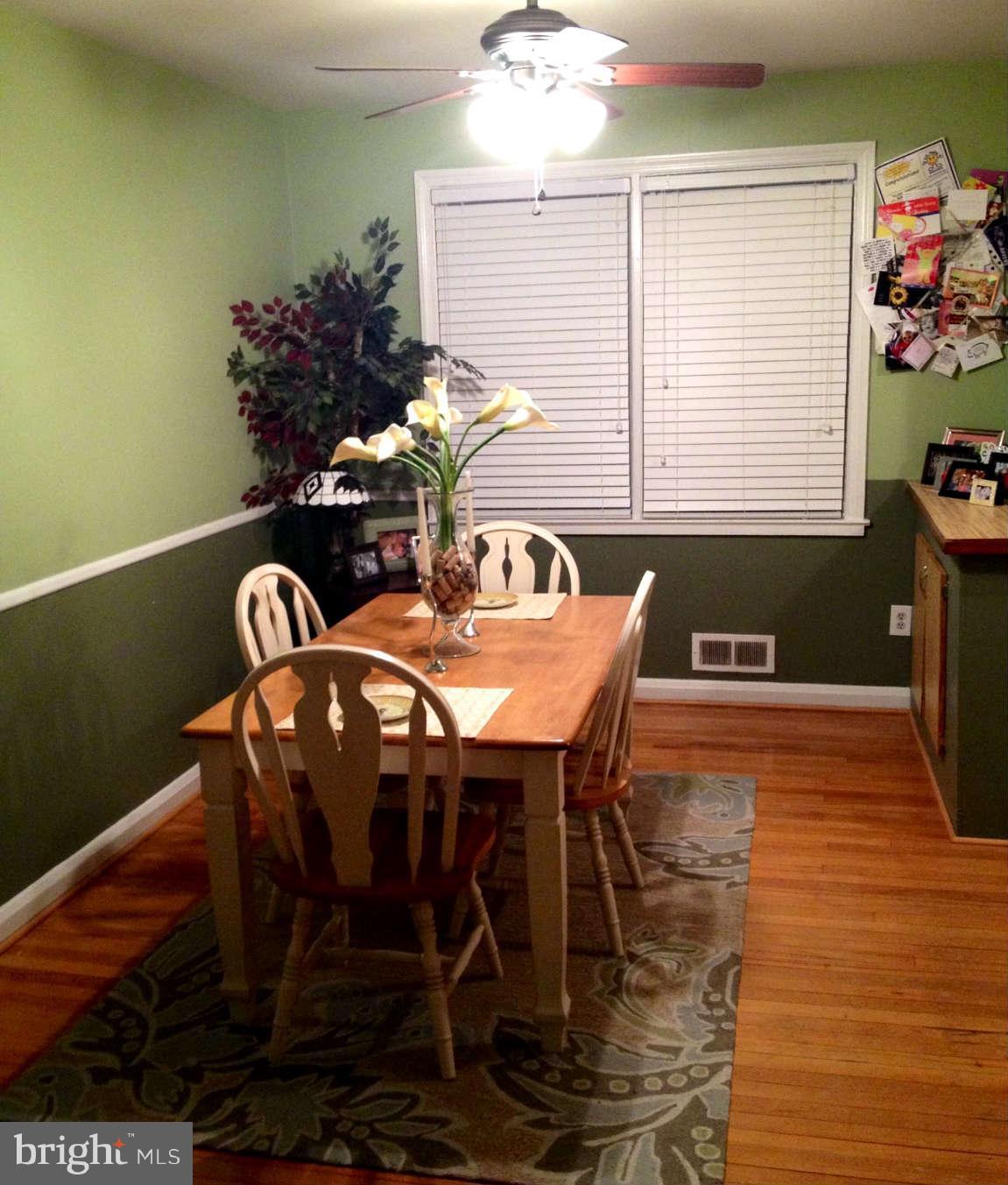 8309 Hillendale Road Baltimore, MD 21234 - Photo 4 of 15 Dining Room