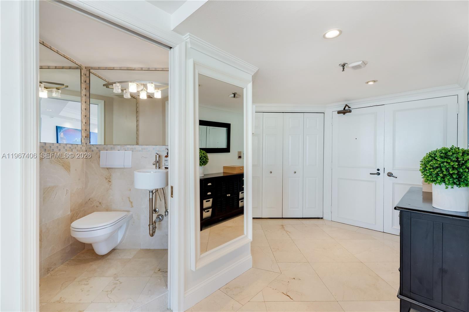 520 Brickell Key Drive, Unit A1506 Miami, FL 33131 - Photo 26 of 49