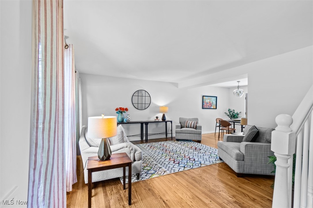 2385 Overlook Road Cleveland, OH 44106 - Photo 4 of 42