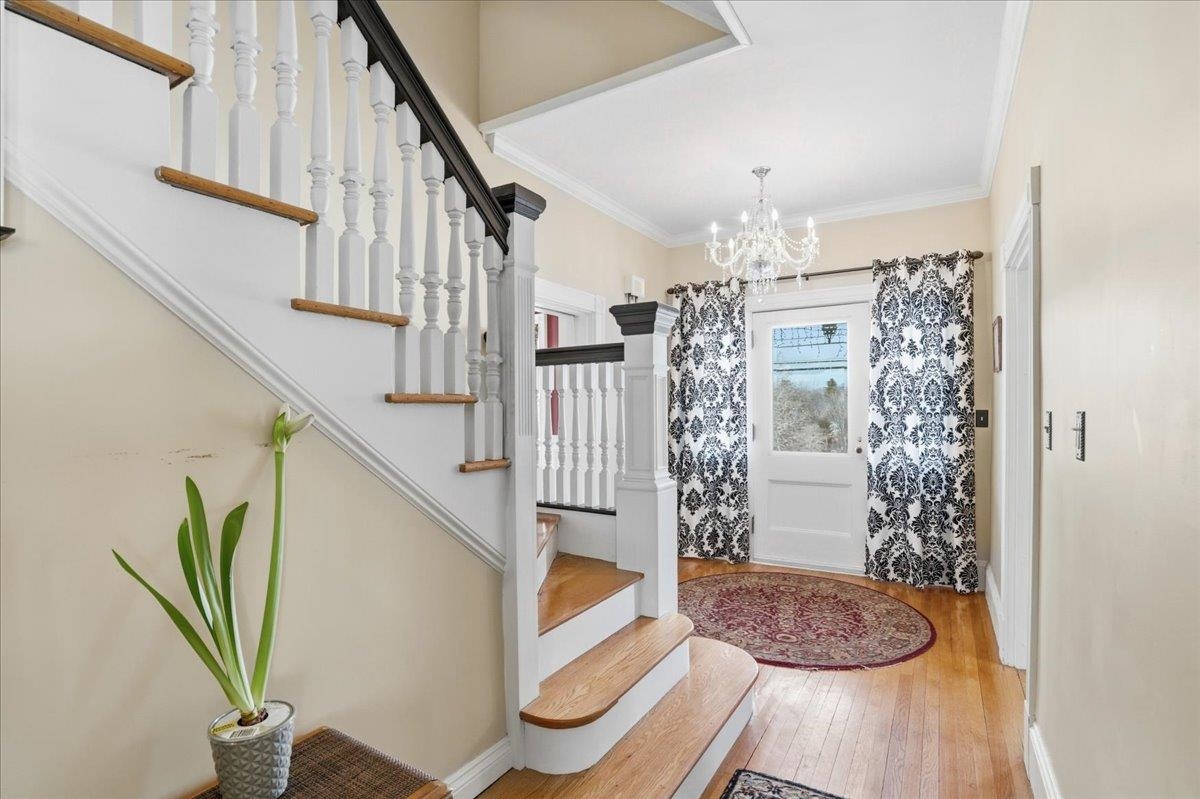 419 Bridge Street Manchester, NH 03104 - Photo 4 of 56