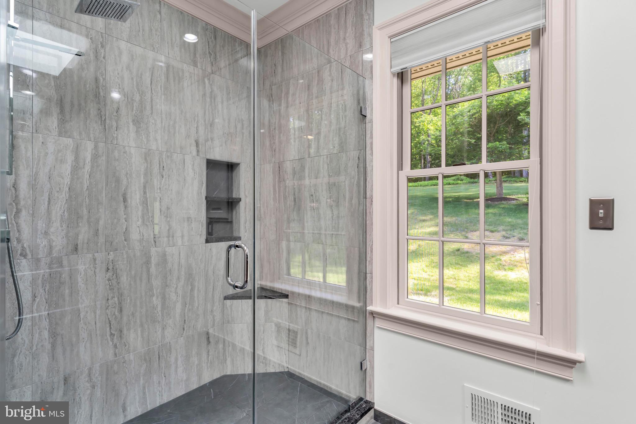 11036 Popes Head Road Fairfax, VA 22030 - Photo 29 of 49