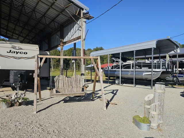 a view of an outdoor space