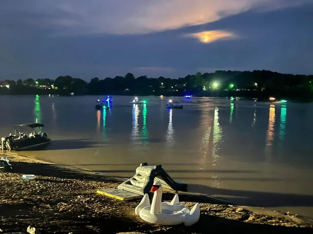 $170,000 | 1008 WC PICKETT Road, Clifton, TN 38425