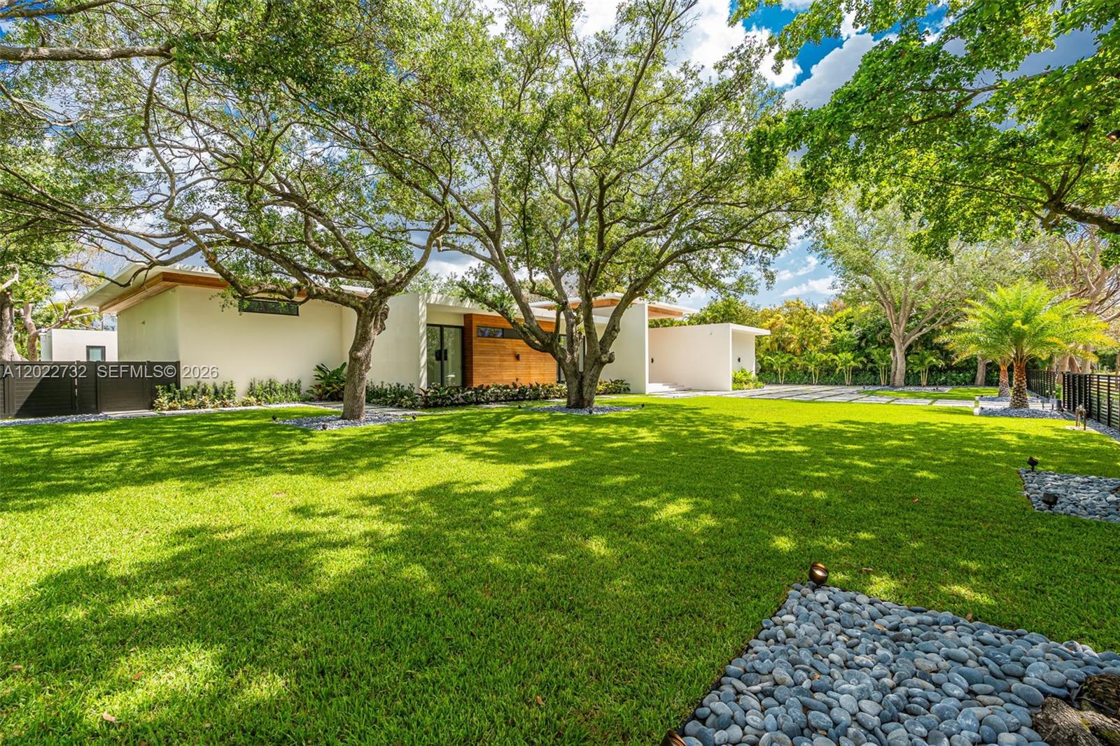 7825 Southwest 128th Street Pinecrest, FL 33156 - Photo 4 of 88