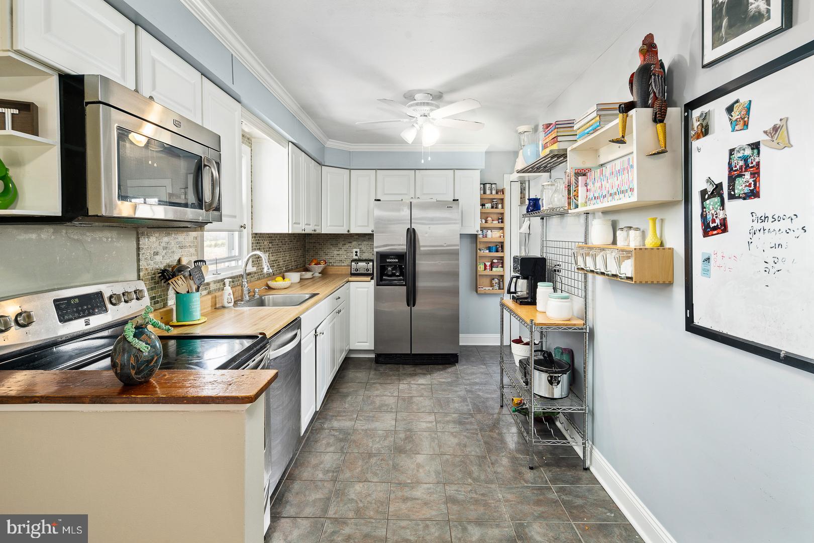 32 Burd Road Pennington, NJ 08534 - Photo 8 of 26