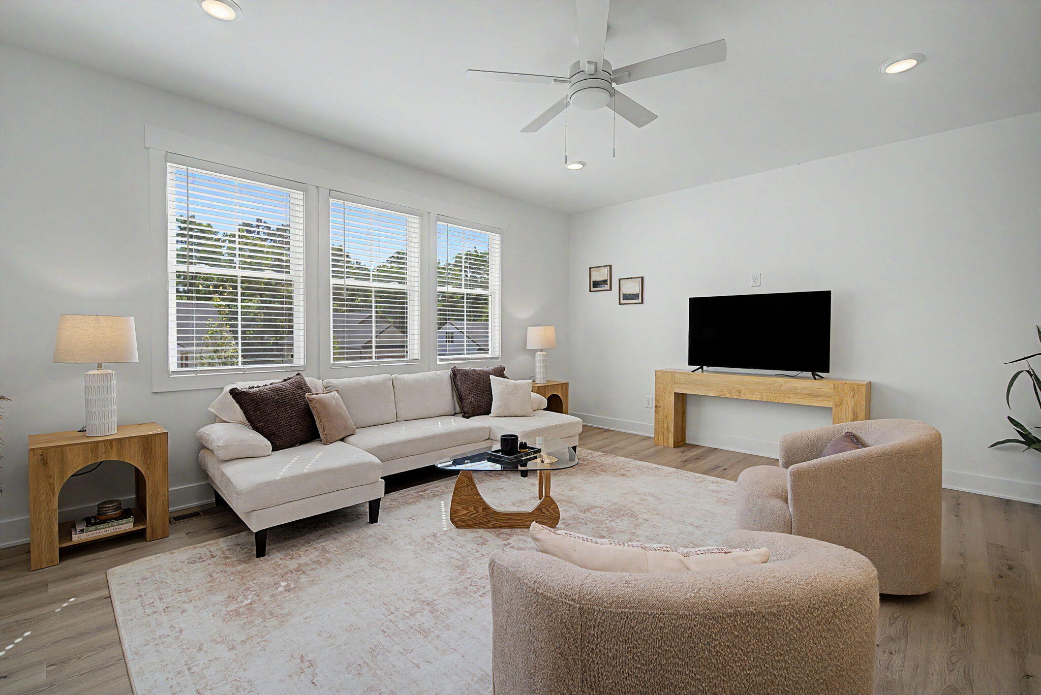 1775 Northpoint Road Springfield, OH 45503 - Photo 8 of 38 2.jpg