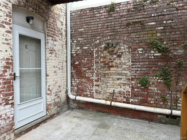 $1,600 | 13 Jackson Street, Unit C, Chester, NY 10918