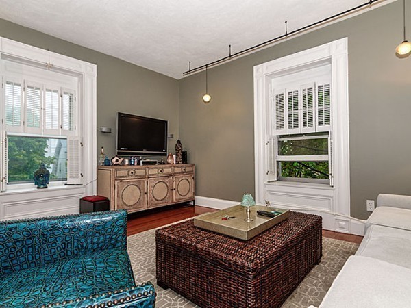 41 Winslow Road, Unit 5 Brookline, MA 02446 - Photo 6 of 12
