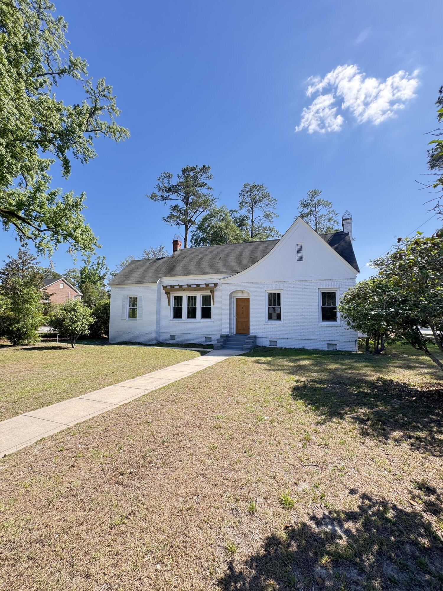 800 Hampton Street Walterboro, SC 29488 - Photo 4 of 136 800 Hampton Street (142)