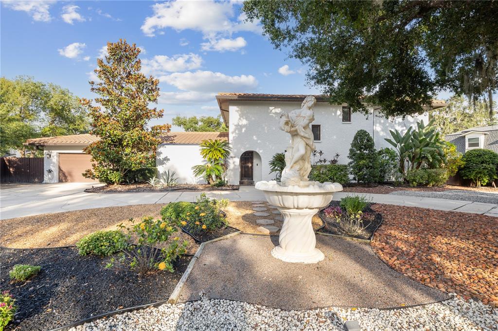 403 Weeburn Road Temple Terrace, FL 33617 - Photo 4 of 53 Gallery Image 4