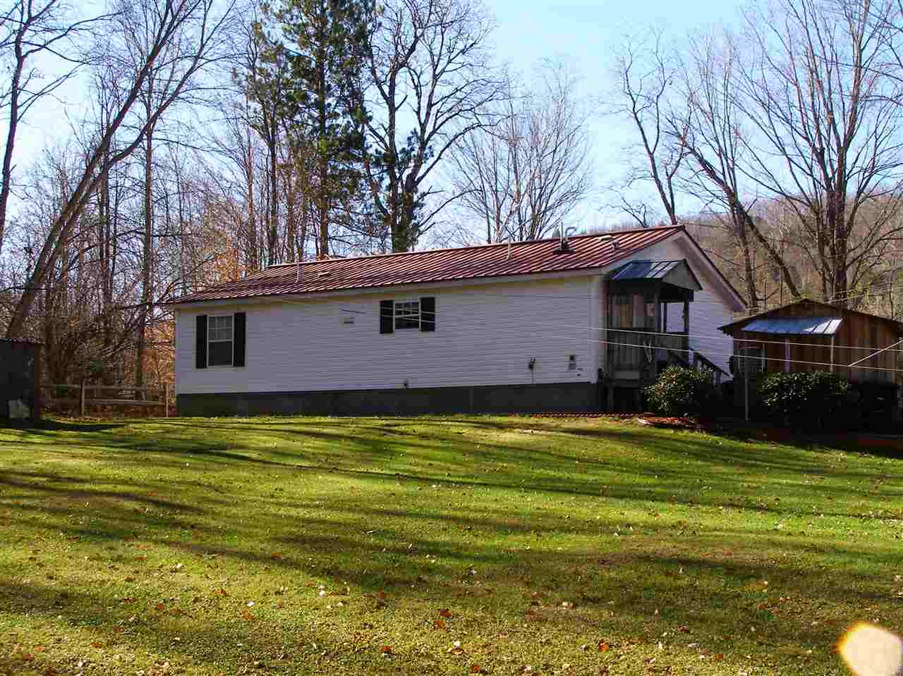 17 Bog Road Enfield, NH 03748 - Photo 4 of 13