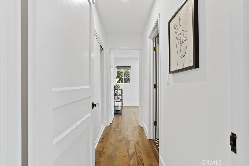 150 Malcolm Drive Pasadena, CA 91105 - Photo 23 of 34