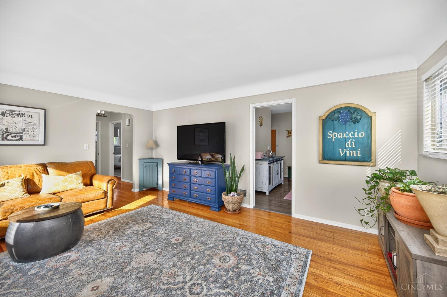 9748 Leacrest Road Cincinnati, OH 45231 - Photo 5 of 52 Gallery Image 5