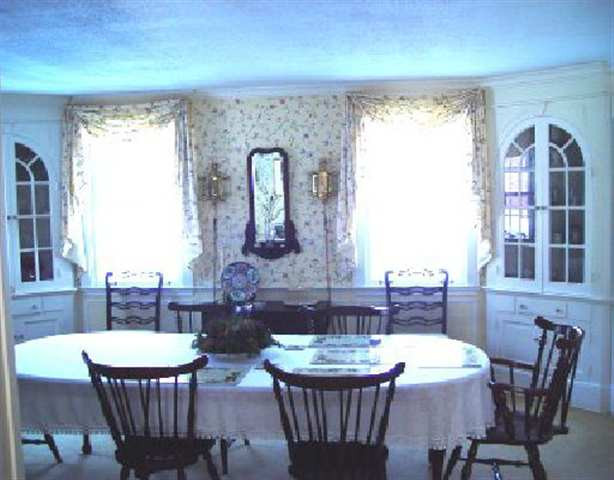 23 Cherry Tree Road Colonie, NY 12211 - Photo 3 of 10 Photo 3