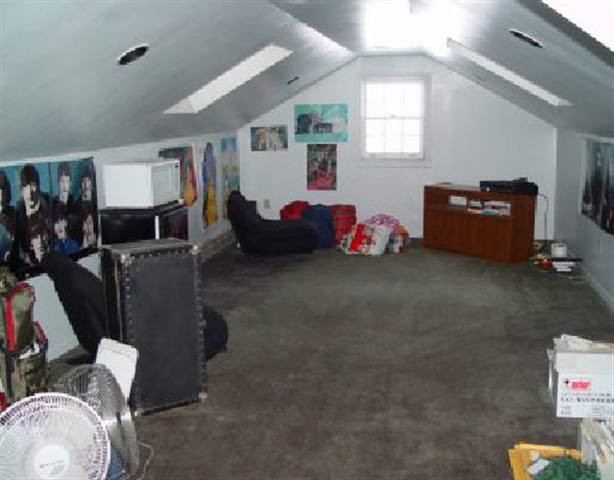 23 Cherry Tree Road Colonie, NY 12211 - Photo 7 of 10 Photo 7