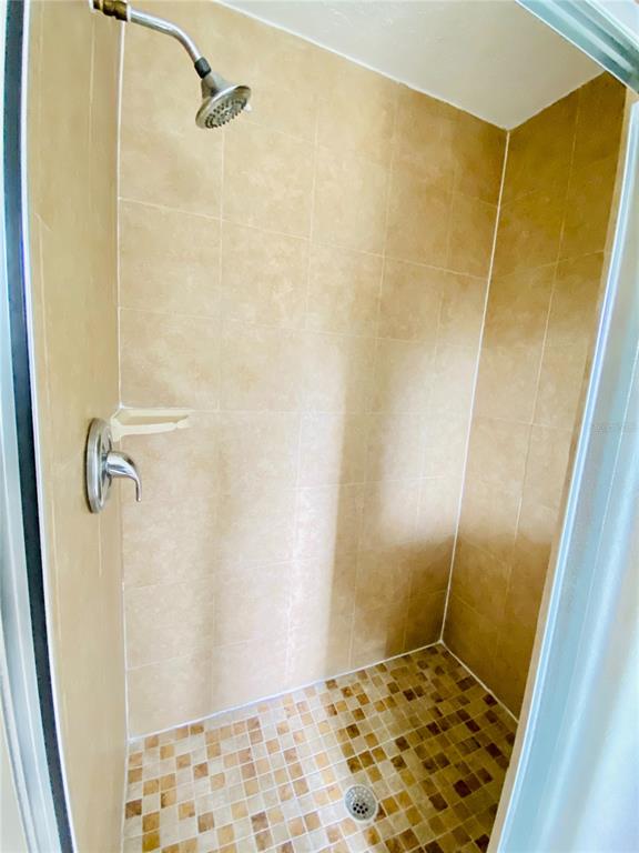 1194 South Beach Circle Kissimmee, FL 34746 - Photo 18 of 37 Gallery Image 18